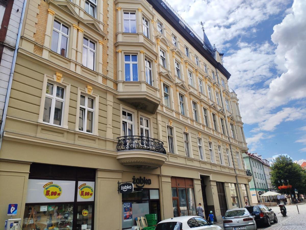 Centrum Apartament Sedziego Швидница Екстериор снимка
